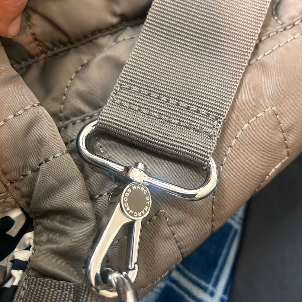 Marc Jacobs Gray Baby Bag - Picture 8 of 10